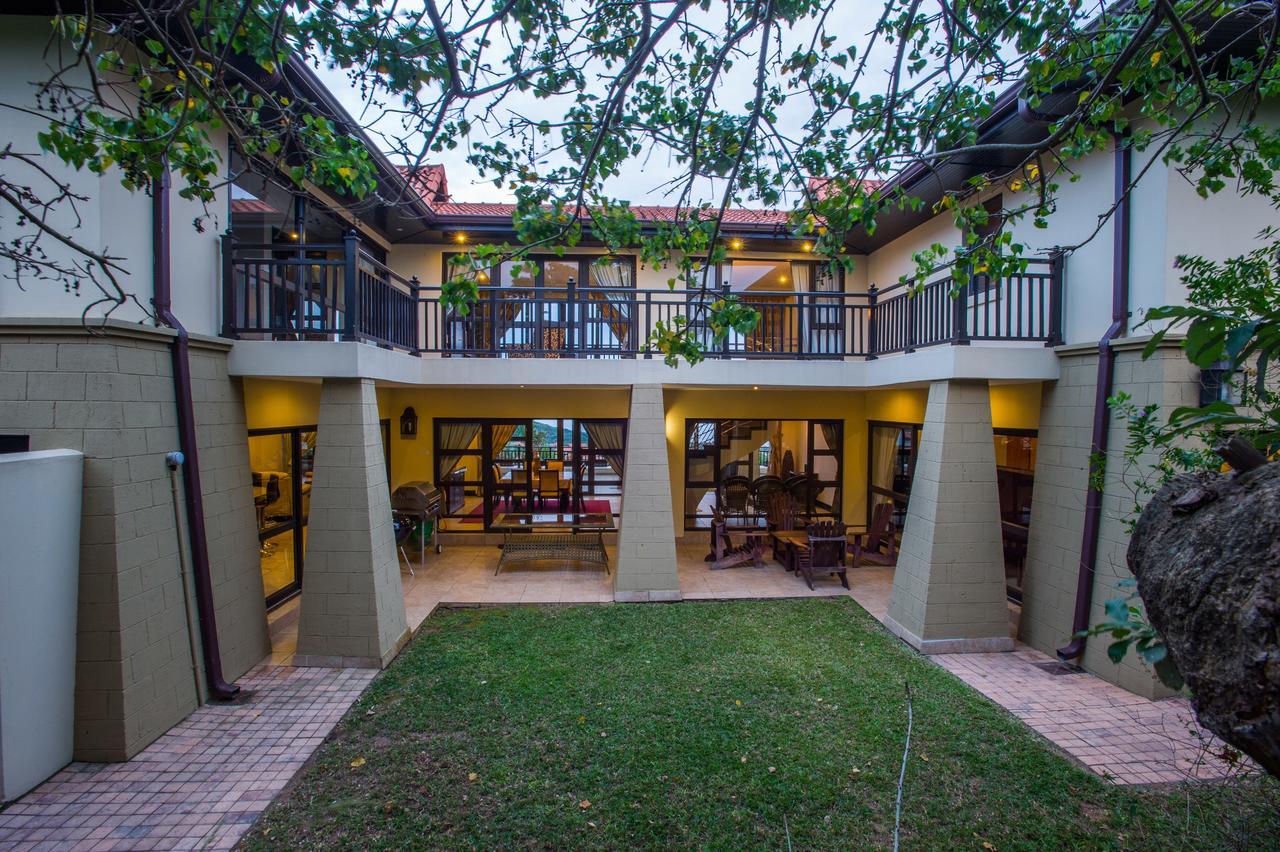 Zimbali Home-22 Acaciawood